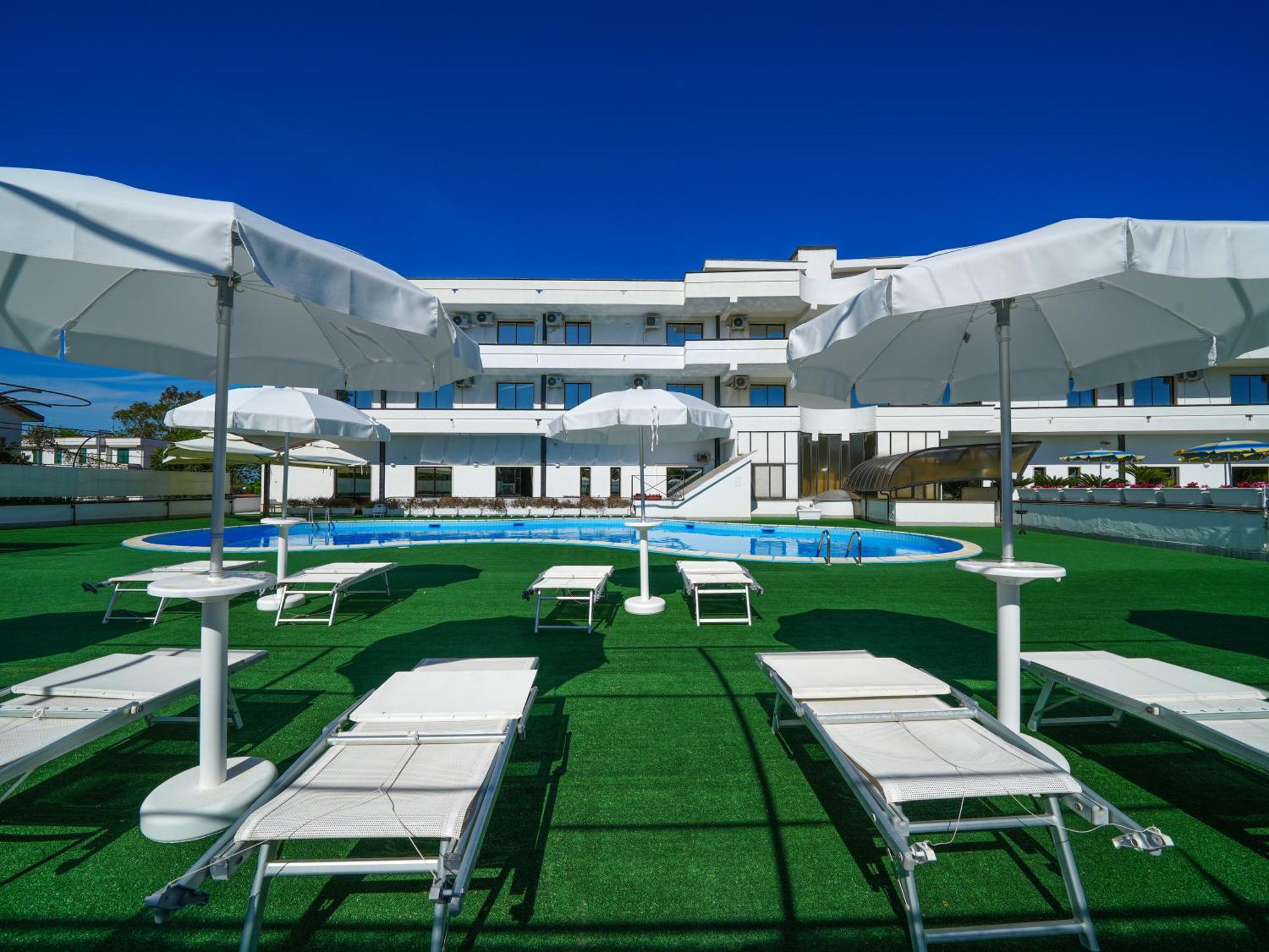 Hotel Clorinda Paestum Exterior foto